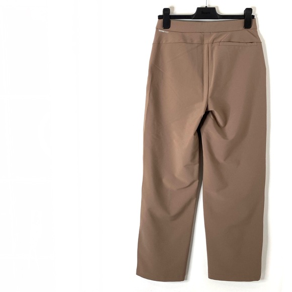 Friday FWD Travel Straight Leg Pant in Deep Taupe - Picture 9 of 15